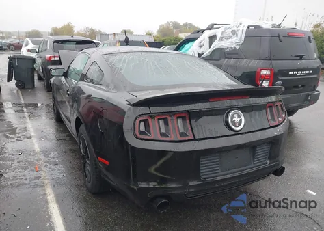 2014 Ford Mustang из США, поврежденный, VIN 1ZVBP8AM7E5323859